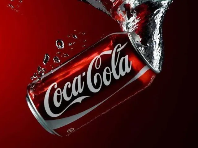 Coca-Cola đã chọn thay đổi để sản phẩm không bước vào giai đoạn suy thoái Coca-Cola đã chọn thay đổi để sản phẩm không bước vào giai đoạn suy thoái