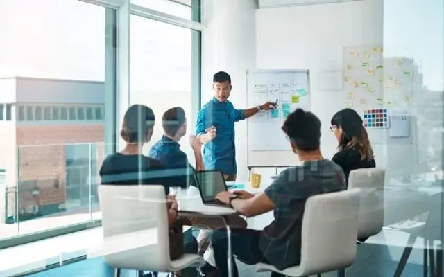 Doanh nghiệp cũng cần hiểu được điểm mạnh, điểm yếu của mình Doanh nghiệp cũng cần hiểu được điểm mạnh, điểm yếu của mình