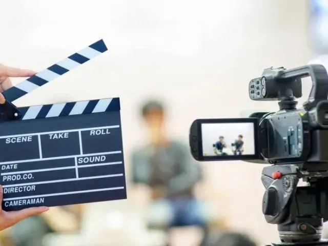 Sản xuất video quảng cáo là quá trình xây dựng và phát triển nội dung hình ảnh động