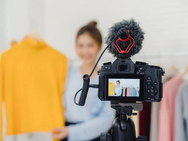 Video giới thiệu, quảng cáo sản phẩm Video giới thiệu, quảng cáo sản phẩm